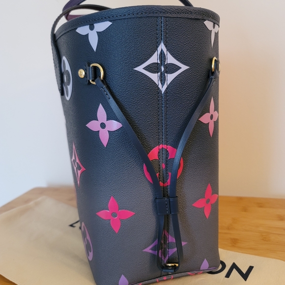 Louis Vuitton Midnight Fuschia Neverfull MM Monogram Giant Flower Bag **No Pouch - Picture 5 of 17